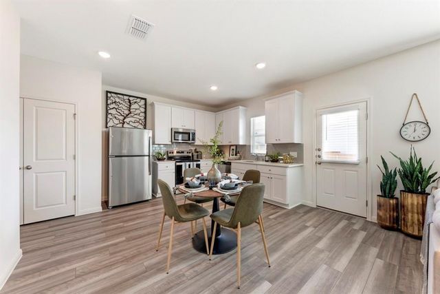 2601 Crystal Bend DR OLY13701, Pflugerville, TX 78660