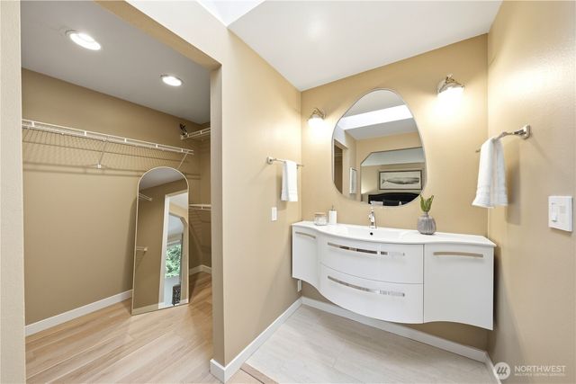 1439 227th Avenue SE, Sammamish, WA 98075
