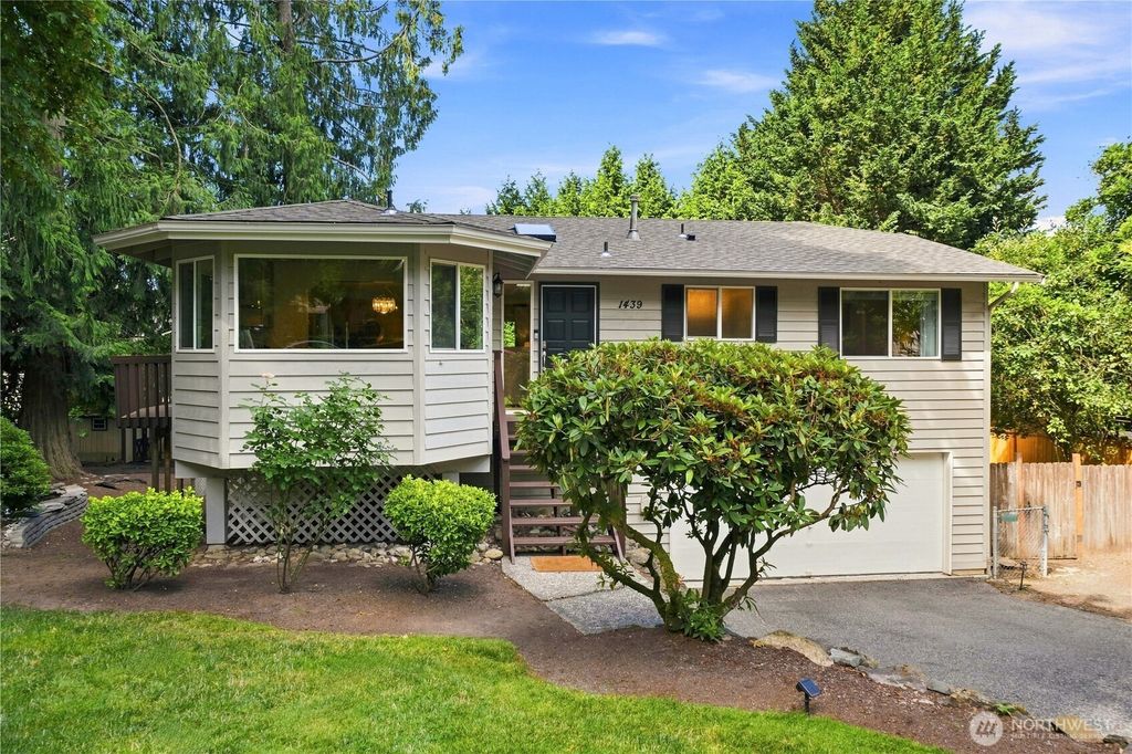 1439 227th Avenue SE, Sammamish, WA 98075