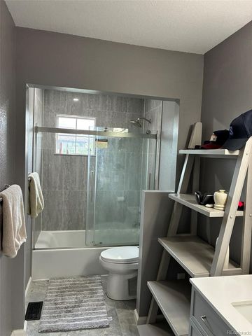 7242 S Rome Street, Aurora, CO 80016