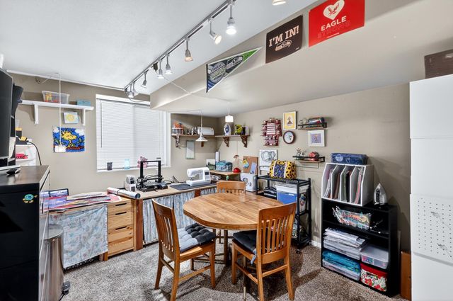 17904 E 11th Ct, Greenacres, WA 99016