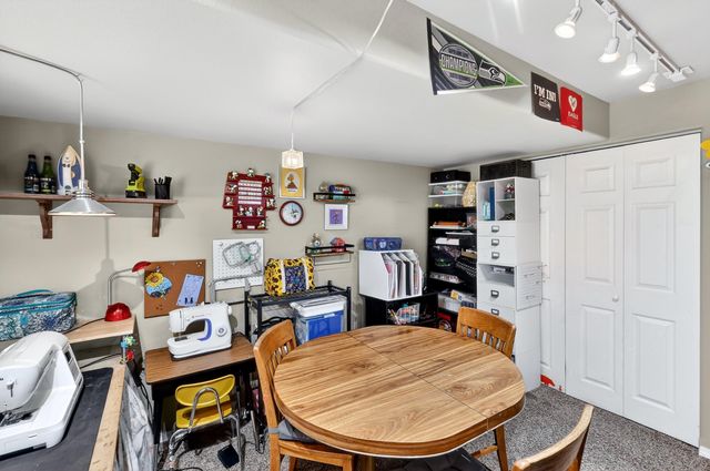 17904 E 11th Ct, Greenacres, WA 99016