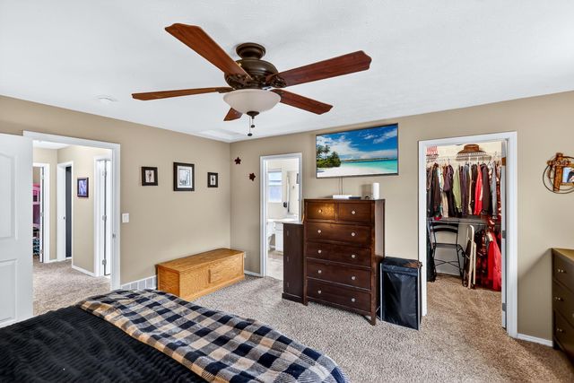 17904 E 11th Ct, Greenacres, WA 99016