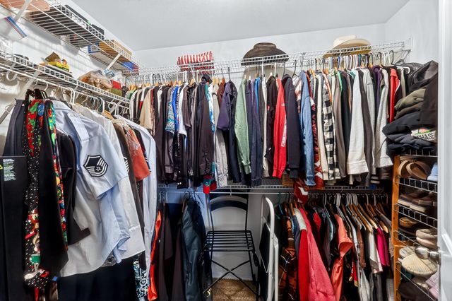 17904 E 11th Ct, Greenacres, WA 99016