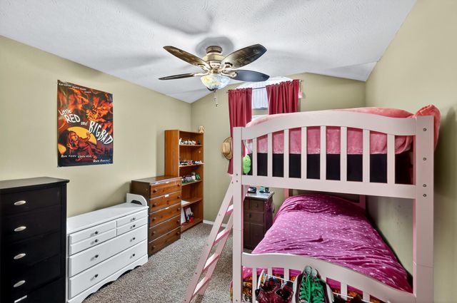 17904 E 11th Ct, Greenacres, WA 99016