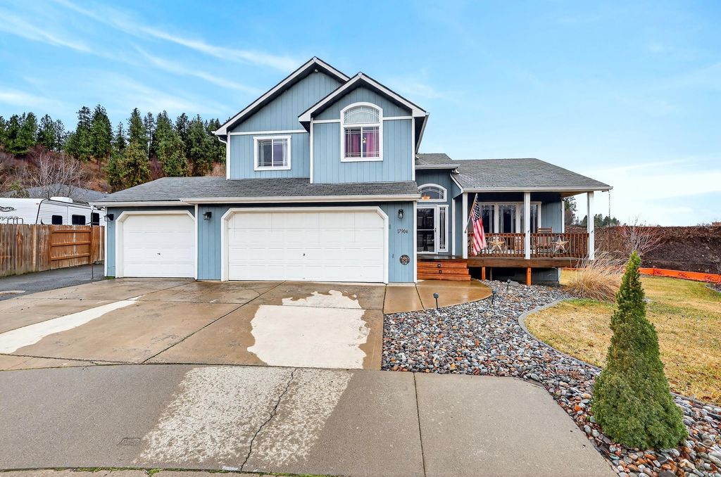 17904 E 11th Ct, Greenacres, WA 99016