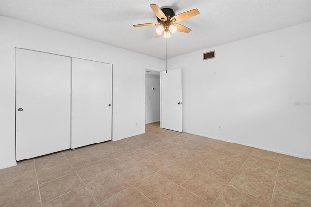 2295 AMERICUS BOULEVARD E 7, Clearwater, FL 33763