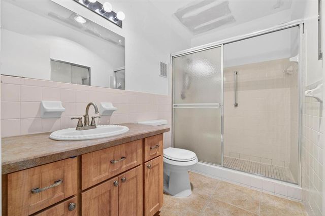 2295 AMERICUS BOULEVARD E 7, Clearwater, FL 33763