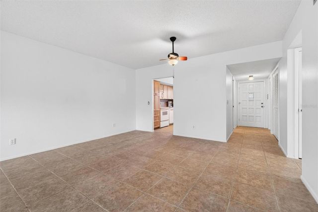 2295 AMERICUS BOULEVARD E 7, Clearwater, FL 33763