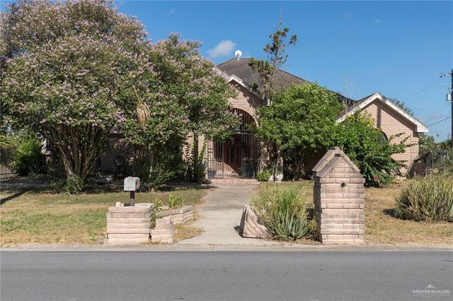 207 N Alvarado Street, Alton, TX 78573