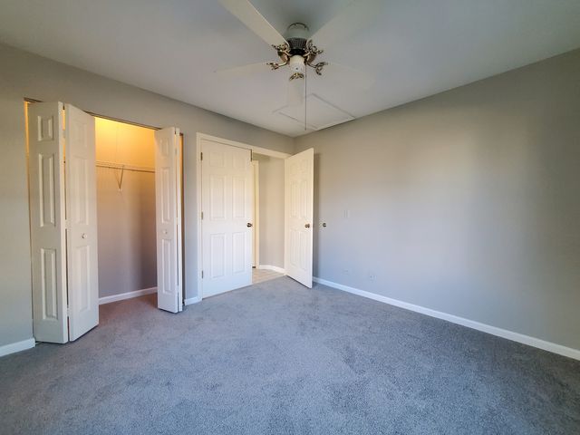 325 Satinwood Court S, Buffalo Grove, IL 60089