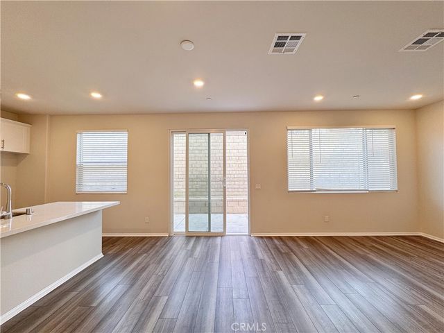 629 E Madeleine Privado, Ontario, CA 91761