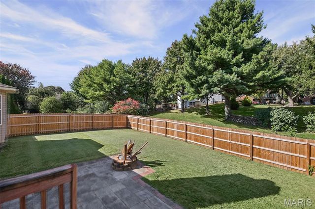 2717 Cabin Creek Court, Edwardsville, IL 62025