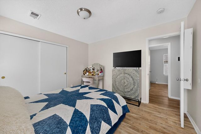 1104 Casa Roja Place NW, Albuquerque, NM 87120