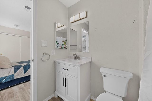 1104 Casa Roja Place NW, Albuquerque, NM 87120