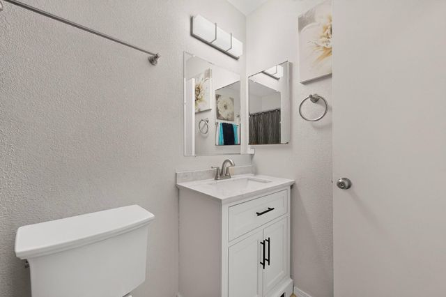 1104 Casa Roja Place NW, Albuquerque, NM 87120