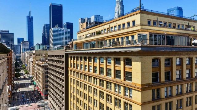215 W 7th Street 1003, Los Angeles, CA 90014