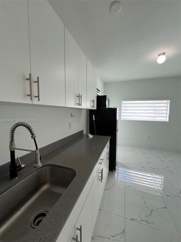 20007 SW 122nd Ct 20007B, Miami, FL 33177