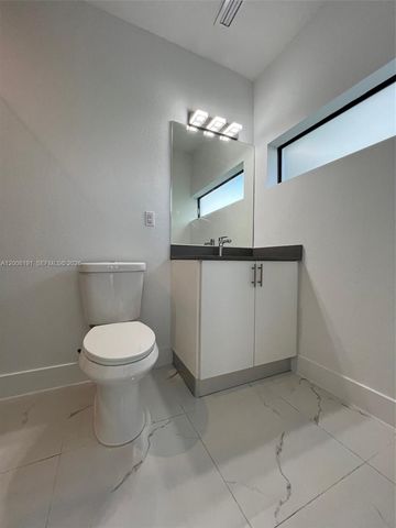 20007 SW 122nd Ct 20007B, Miami, FL 33177