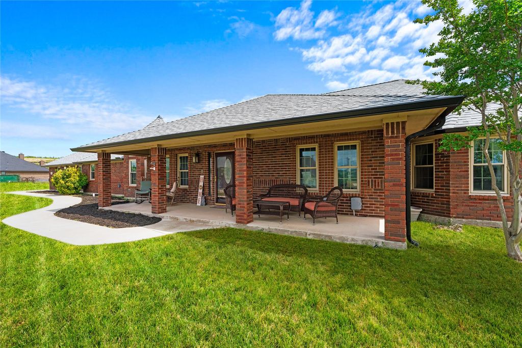 1114 Mount Lane, Rhome, TX 76078 — exterior