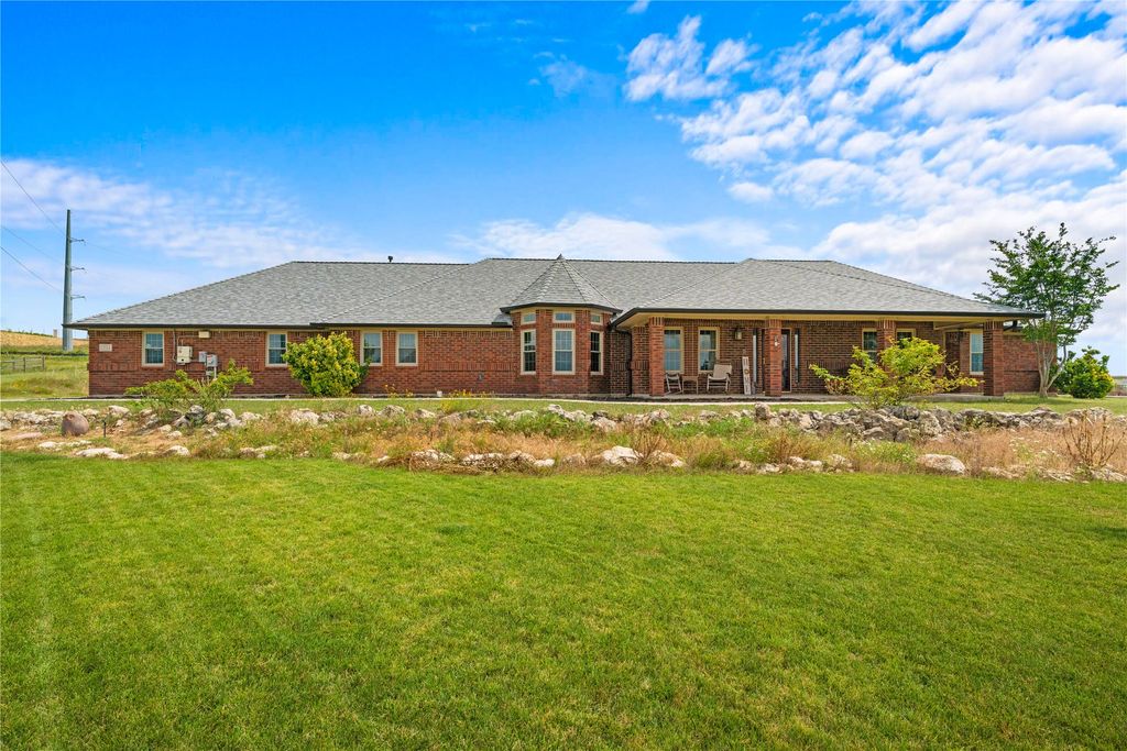 1114 Mount Lane, Rhome, TX 76078 — photo 5
