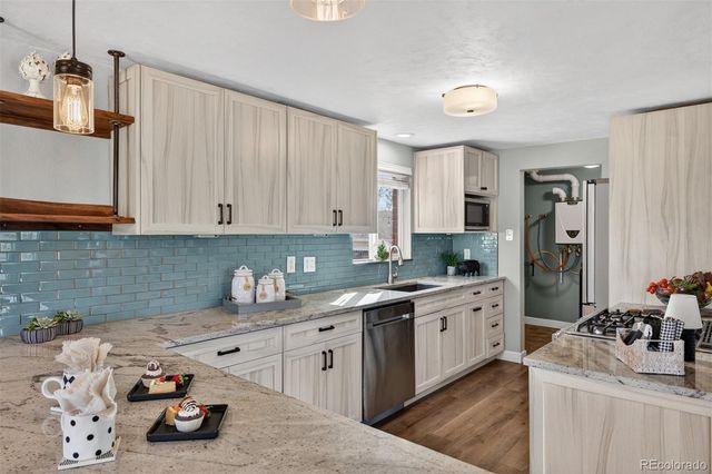 7350 W 21st Avenue, Lakewood, CO 80214