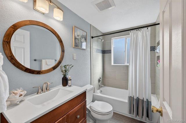 7350 W 21st Avenue, Lakewood, CO 80214