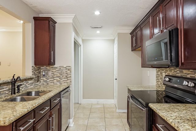 1226 Dutch Street, Deer Park, TX 77536