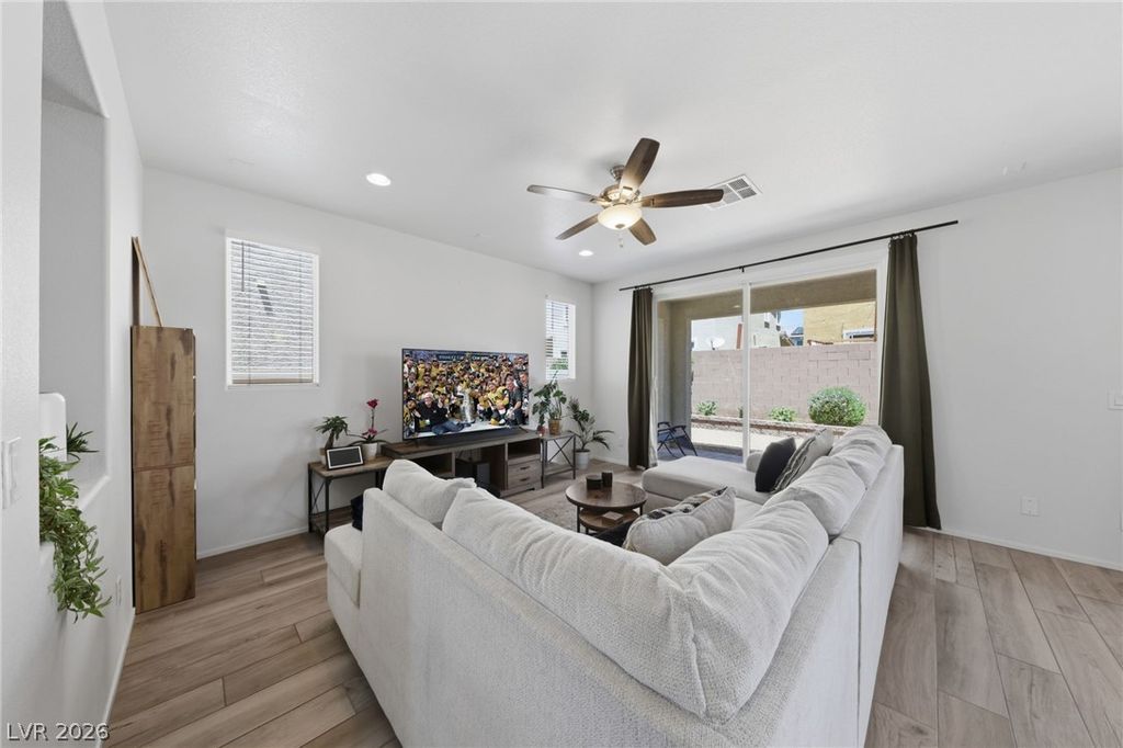 344 Hibiscus Bay Court, North Las Vegas, NV 89084 — photo 4