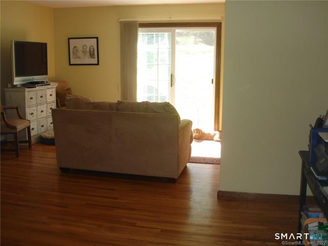 41 Prange Road 41, Brookfield, CT 06804