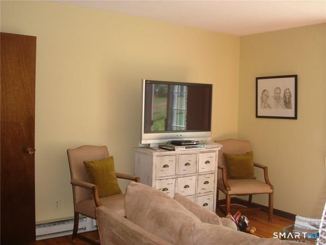 41 Prange Road 41, Brookfield, CT 06804