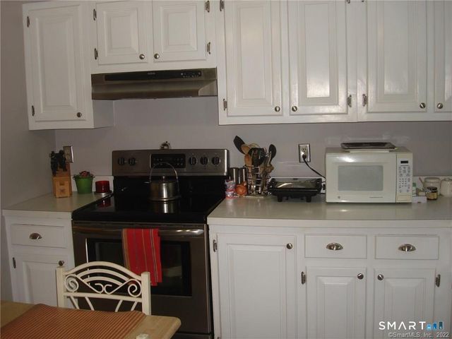 41 Prange Road 41, Brookfield, CT 06804