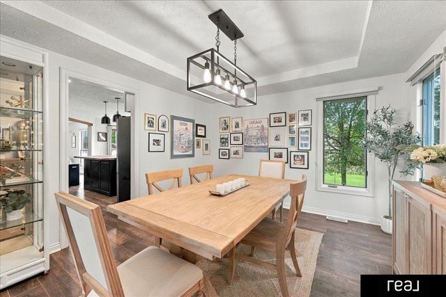 16625 Elm Street, Omaha, NE 68130