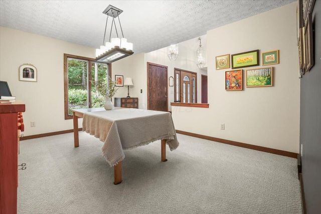 261 Fern Hill Drive, Granville, OH 43023