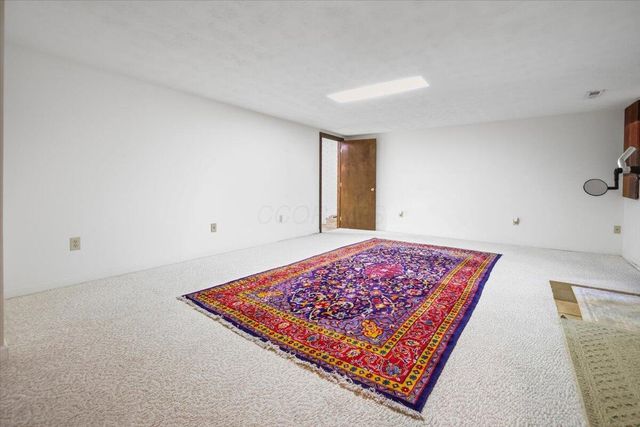 261 Fern Hill Drive, Granville, OH 43023