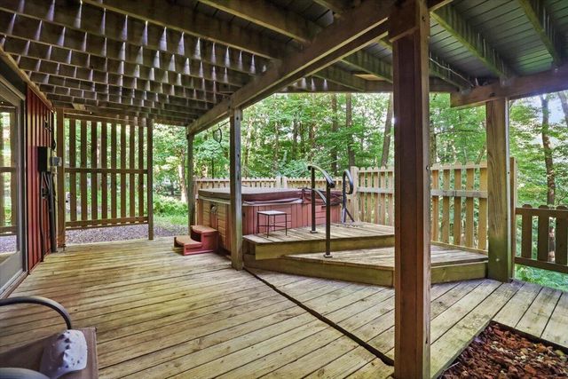 261 Fern Hill Drive, Granville, OH 43023