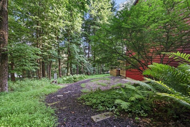 261 Fern Hill Drive, Granville, OH 43023