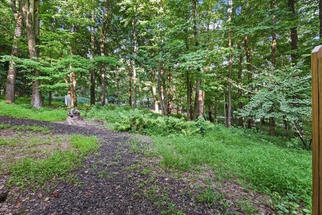 261 Fern Hill Drive, Granville, OH 43023