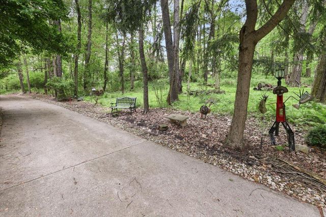 261 Fern Hill Drive, Granville, OH 43023