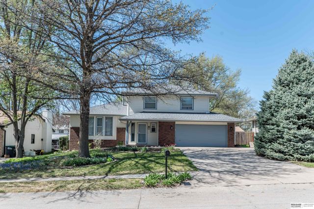 5810 S 105th Street, Omaha, NE 68127