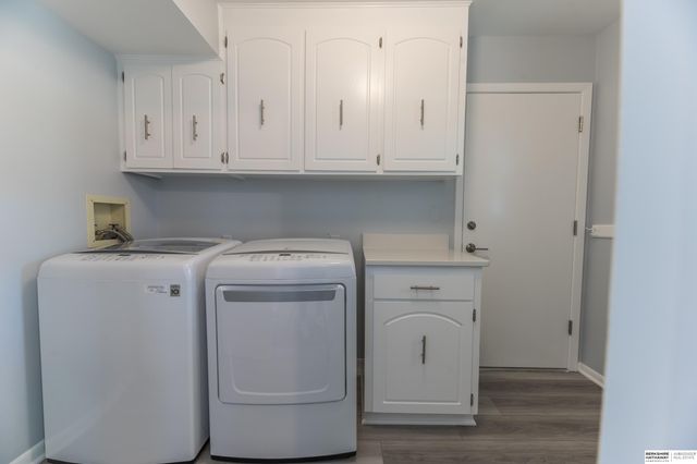 5810 S 105th Street, Omaha, NE 68127