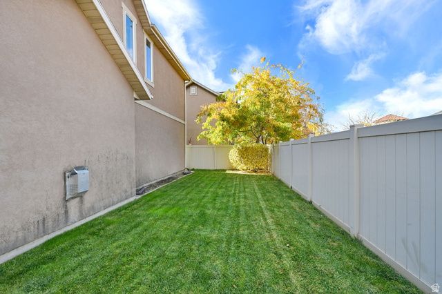 1064 DARCY DR, North Salt Lake, UT 84054