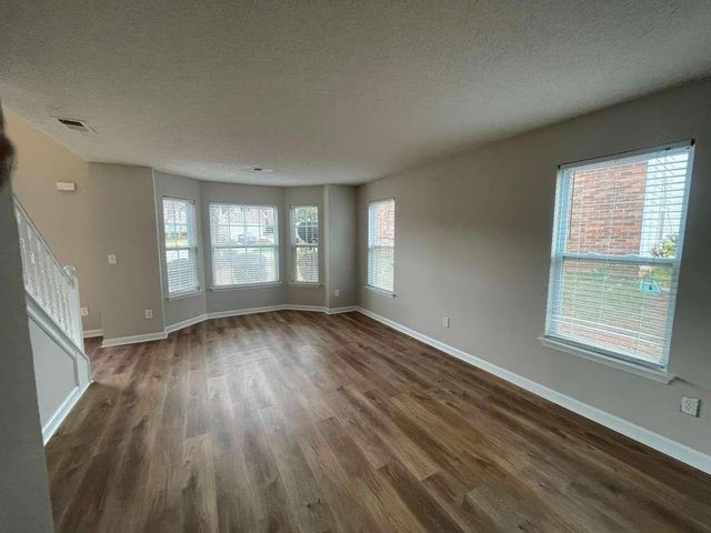 408 Canoga Court, Mcdonough, GA 30253