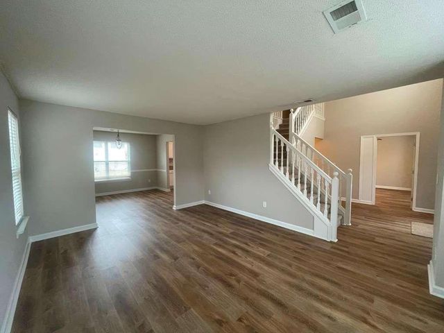 408 Canoga Court, Mcdonough, GA 30253