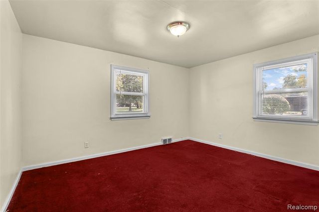 32400 Woodbrook Drive, Wayne, MI 48184