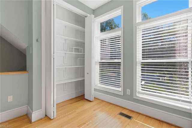 1401 Colonial Ave, Norfolk, VA 23517