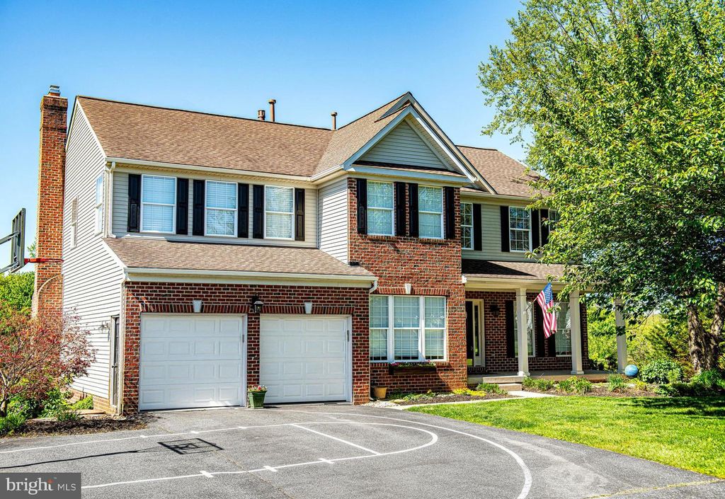 Image 3 of property listing at 1716 S LAURA CT, Jarrettsville, MD 21084