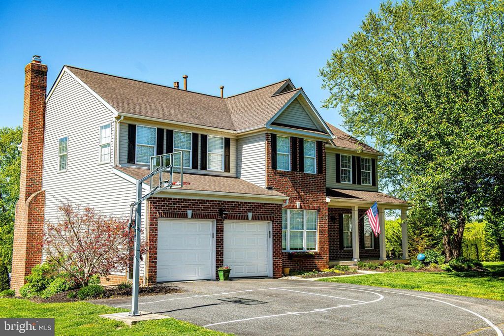 Image 4 of property listing at 1716 S LAURA CT, Jarrettsville, MD 21084