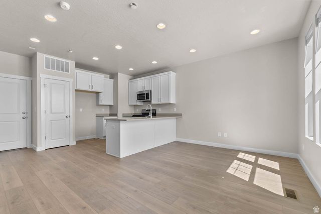 7790 W ALTA LN, Magna, UT 84044