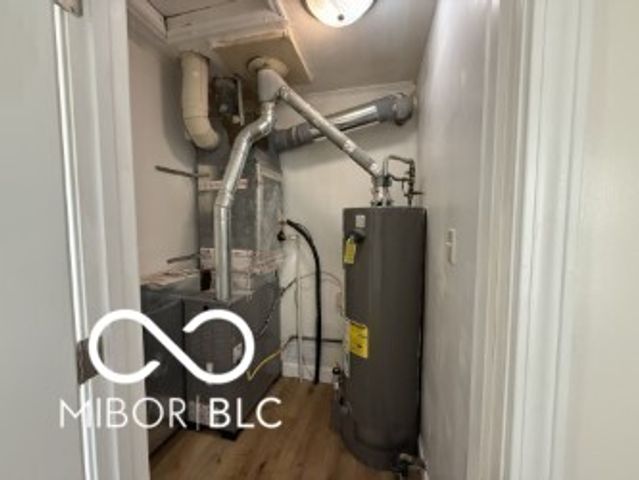 5826 Greenfield Avenue, Indianapolis, IN 46219